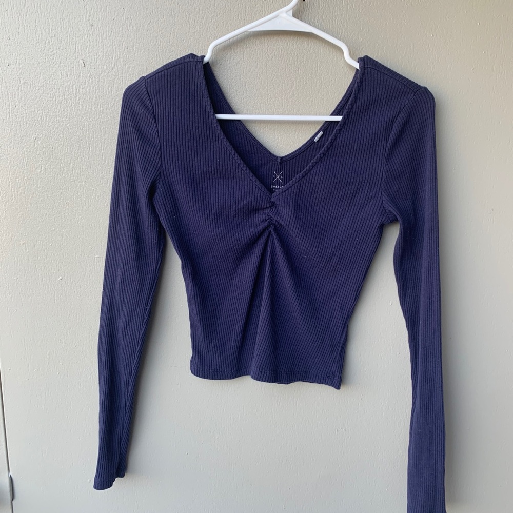 NAVY PACSUN LONG SLEEVE CROP TOP